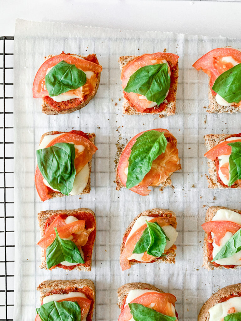 Quick and Easy Margherita Pizza Toast Bites