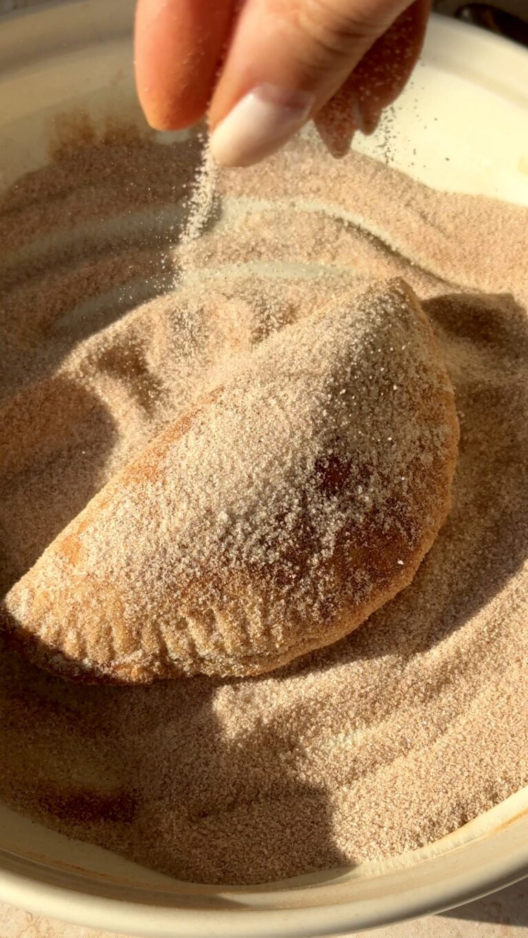 Pineapple Empenada